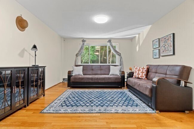 Building Photo - 357 Faneuil St