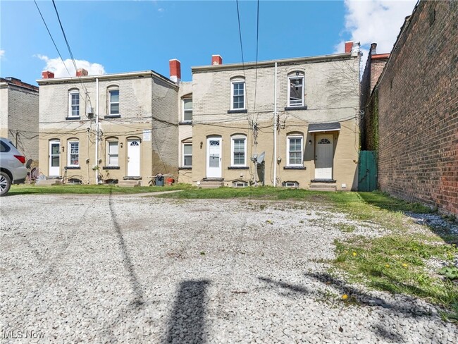 Building Photo - 15418 Waterloo Rd