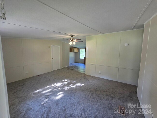 Building Photo - 870 Kepley Rd