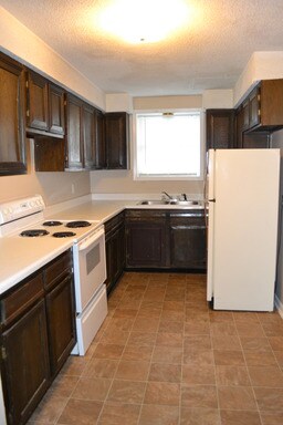 Cocina - Burke, JC