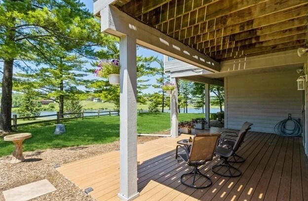 Building Photo - 1780 Country Club Dr