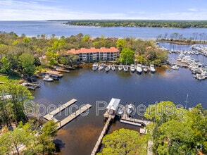 Building Photo - 300 Yacht Club Dr