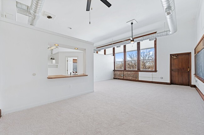 Building Photo - 249 N Athenian Ave
