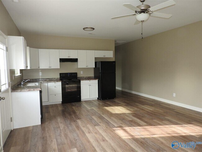 Foto del edificio - 104 Blue Heron Way