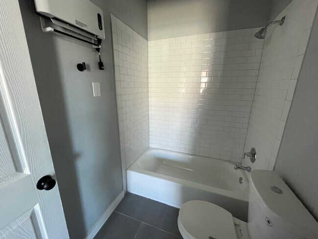 Photo - 2630 Observation Dr Apartment