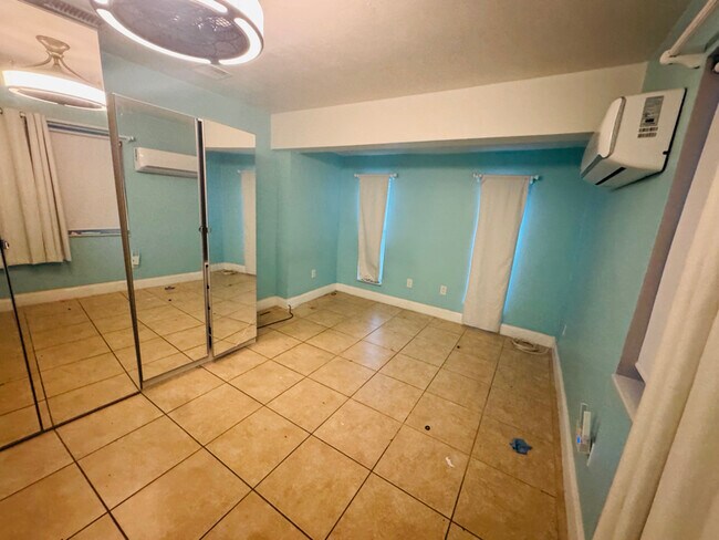 Foto del edificio - 401 SW 10th Terrace