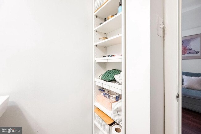 Building Photo - 1701 16th St NW