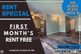 Building Photo - 3405 Holdrege St