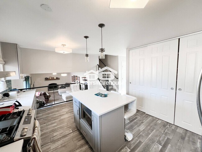 Foto del edificio - 13535 W Warren Cir