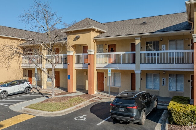 Building Photo - Vivo Living North Woods