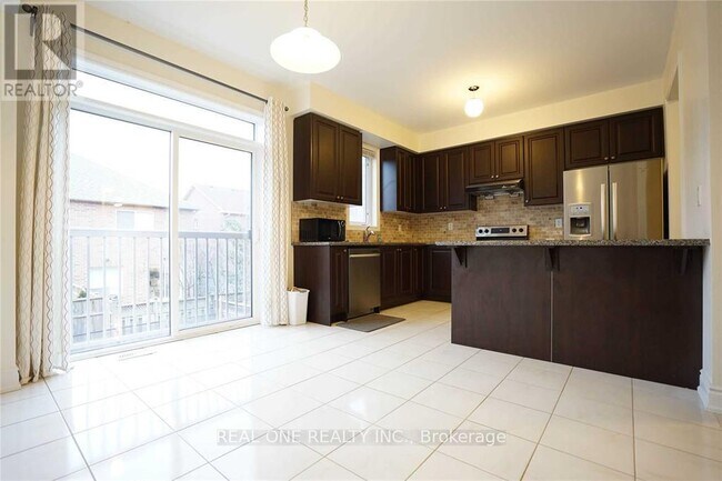 Building Photo - 116 Firwood Dr