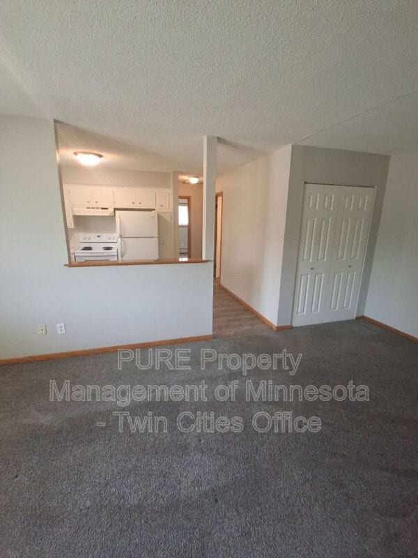 Primary Photo - 5848 2nd St NE