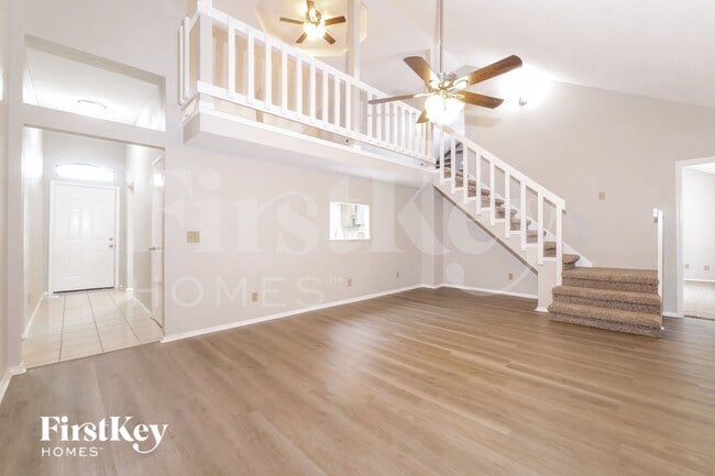 Building Photo - 1008 Sennybridge Dr