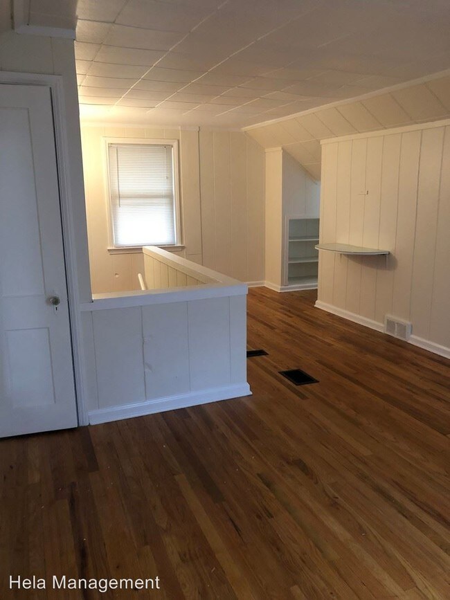 Building Photo - 3 br, 1 bath House - 16734 Biltmore St.