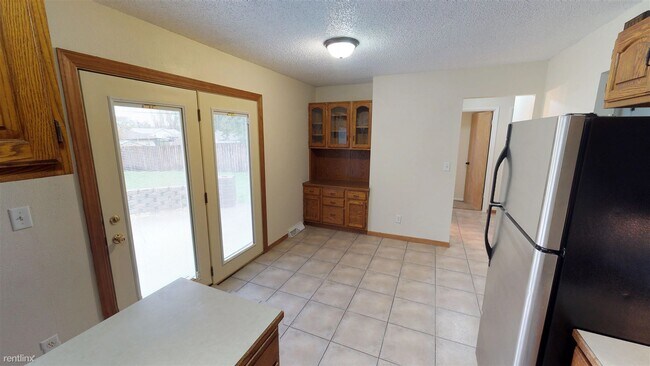 Building Photo - 5 br, 2 bath House - 1806 N Washington St