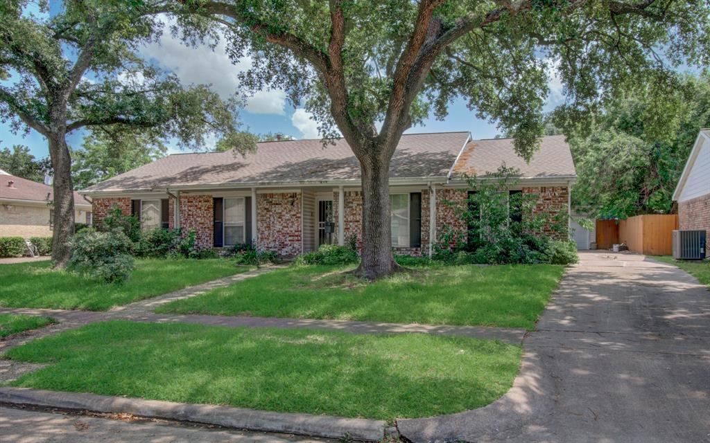 Primary Photo - 8819 Carvel Ln