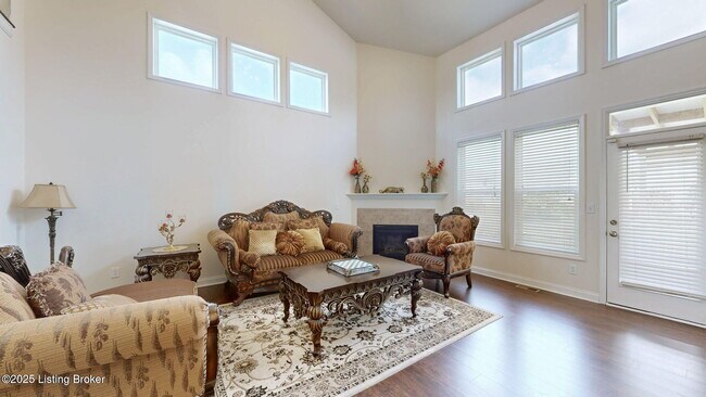 Foto del edificio - 17038 Green Crest Ln