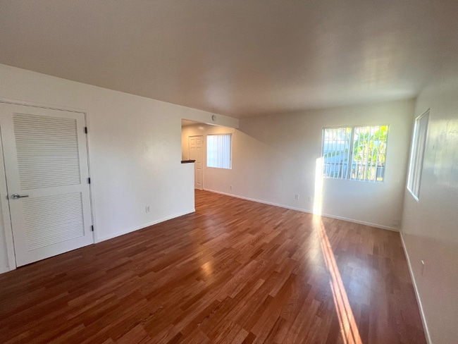 Building Photo - 3608 Collier Ave