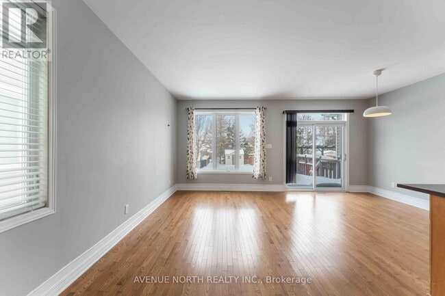 Building Photo - 298 Parkin Cir