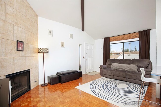 Living Room - 4081 Kansas St