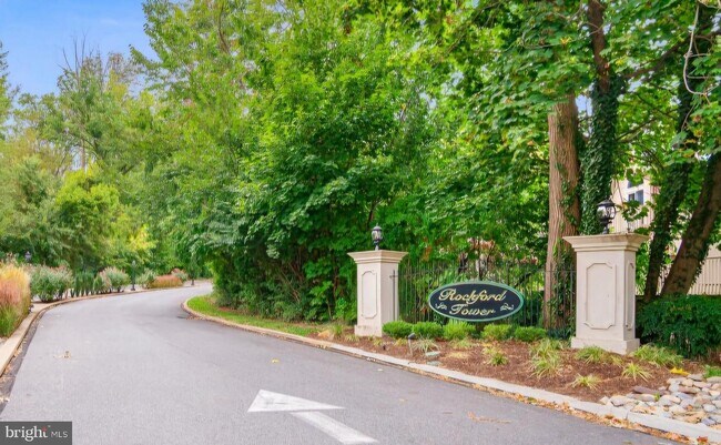 Condominios Rockford Tower - 7 Rockford Rd