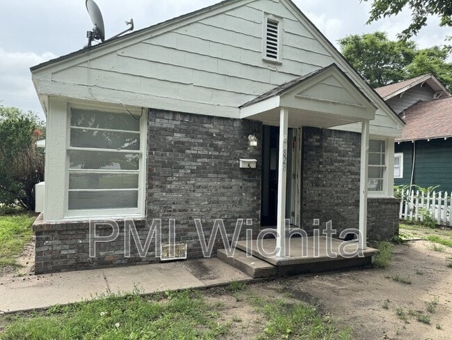 Foto del edificio - 828 S Water St