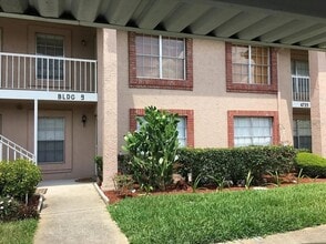 Building Photo - 4739 Myrtle Oak Dr