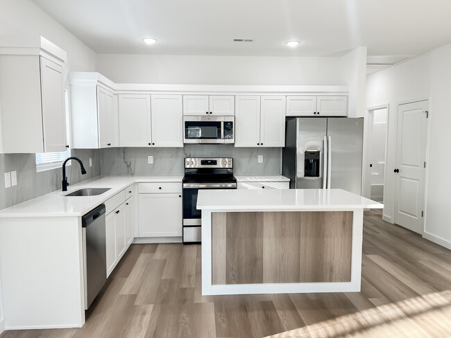 Foto del edificio - 2279 Old Furnace Rd