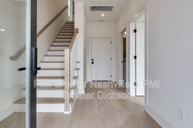 Foto del edificio - 539 Midnight Way