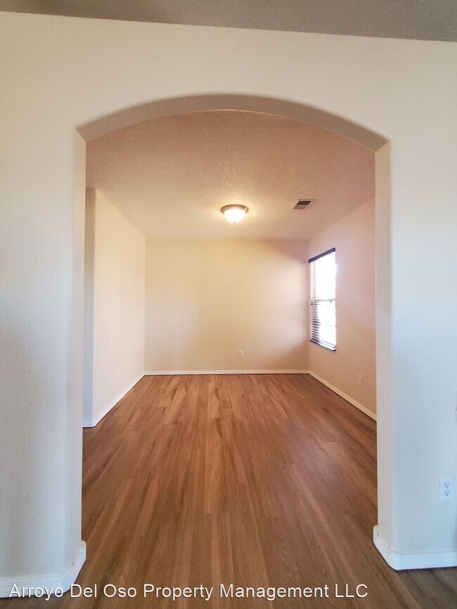 Foto del edificio - 3 br, 2 bath House - 3070 Desert Sage Ave SW