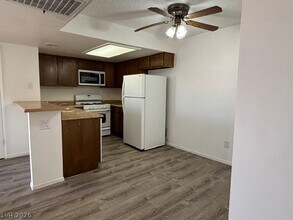 Building Photo - 3780 Desert Marina Dr
