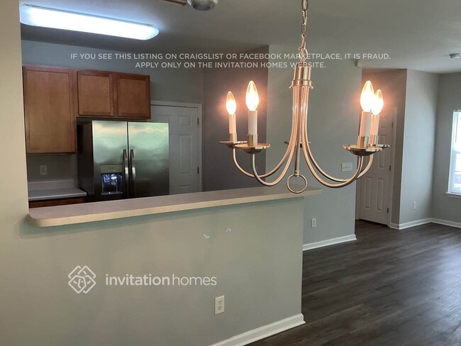 Building Photo - 5031 Rainmaker Dr