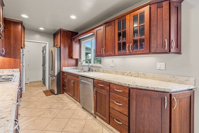 Foto del edificio - 9351 La Suvida Dr