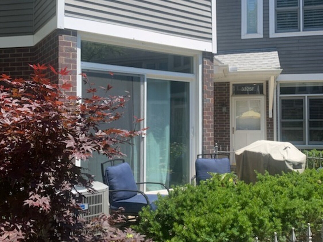3325 N Racine Ave, Chicago, IL 60657 Townhome Rentals in Chicago IL