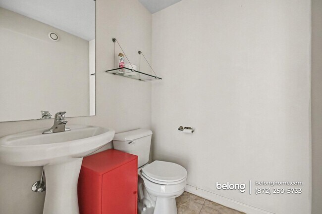 Foto del edificio - 1122 W Catalpa Ave