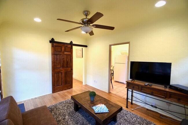 Foto del edificio - Park Blvd