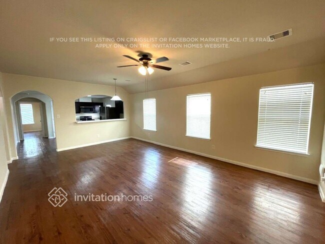 Foto del edificio - 18818 N Lyford Dr