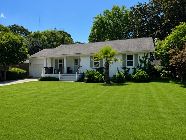 3 Bedroom 2 Bath Furnished House in Harborgate Shores - Mt Pleasant - 3 Bedroom 2 Bath Furnished House in Harborgate Shores - Mt Pleasant