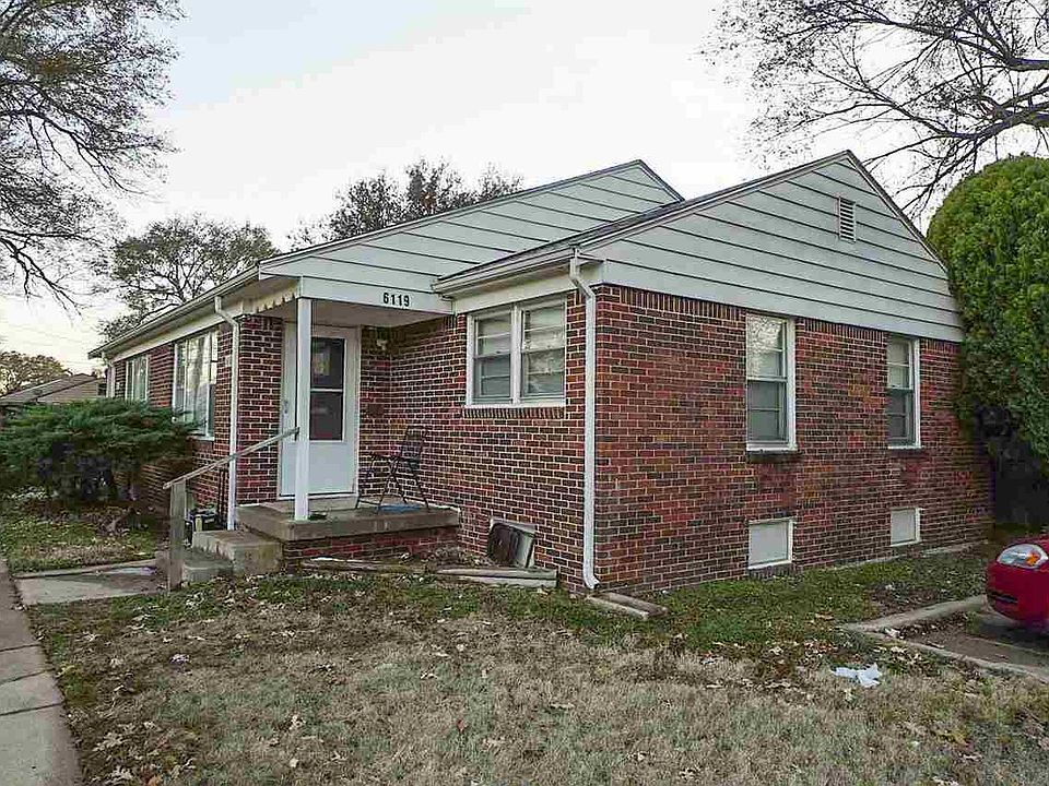 Beautifully updated Duplex with modern fix... Alquileres en Wichita