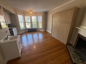Building Photo - 482 Cumberland Ave