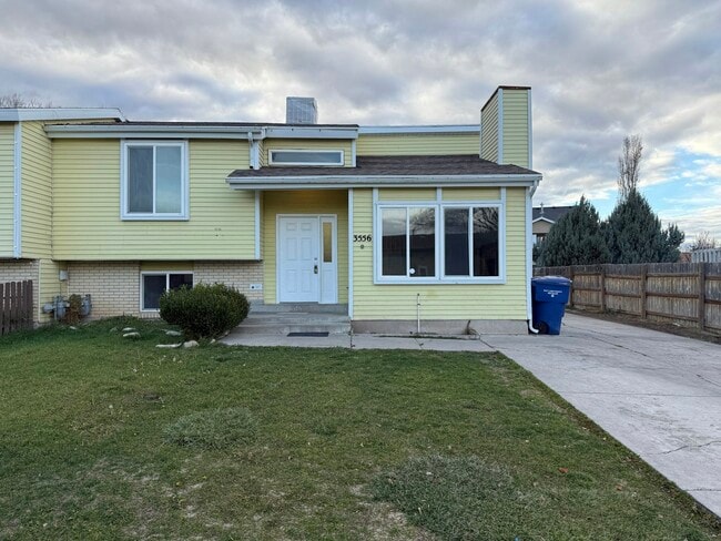 Photo - 3556 S 8150 W Townhome