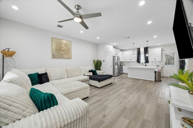 Building Photo - 8308 James Franklin St