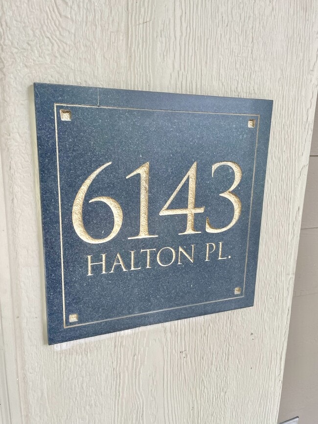 Building Photo - 6143 Halton Pl