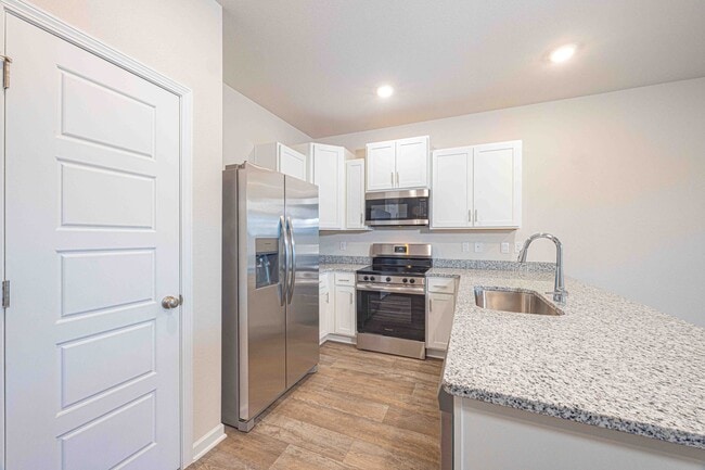 Foto del edificio - 32195 Emancipation Cir