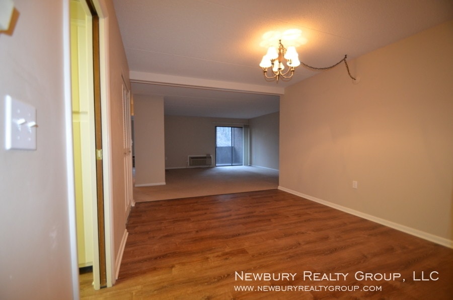 530 N Main St Unit 604, Butler, PA 16001 Room for Rent in Butler, PA