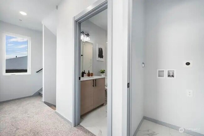 Foto del edificio - 1311 Sturgus Ave S