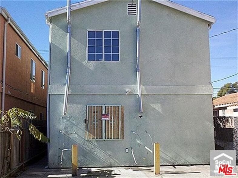 Primary Photo - 10376 Wilmington Ave