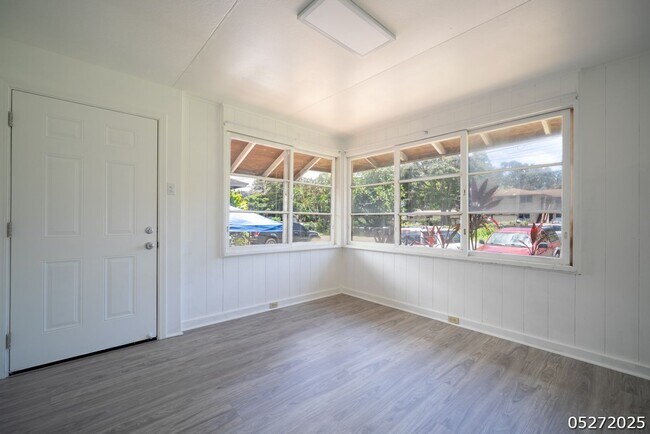 Foto del edificio - $1800 / 2BR – Approx - 2br/1ba/Tandem pkg ...