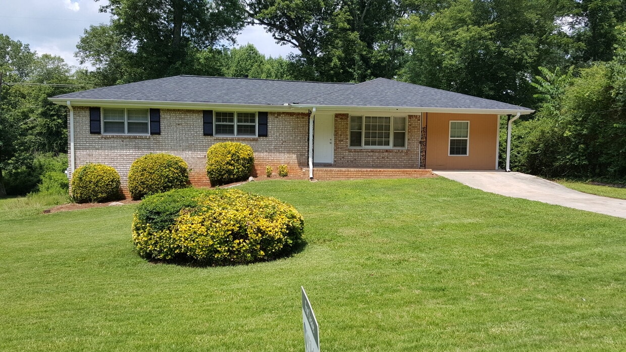 Renovated Marietta Ranch Home w/ Full Base... House Rental in