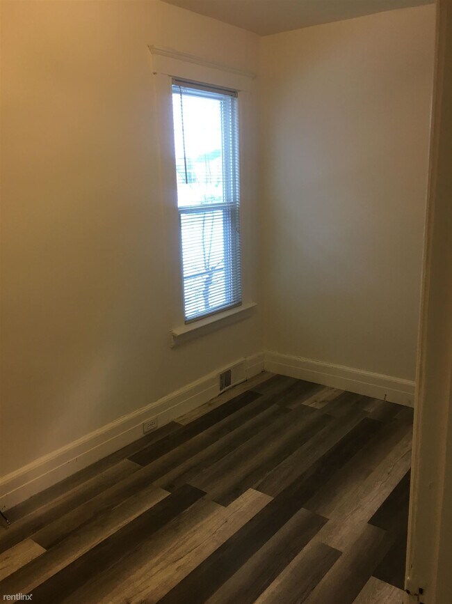 Building Photo - 2 br, 1 bath  - 8520 Lumpkin St